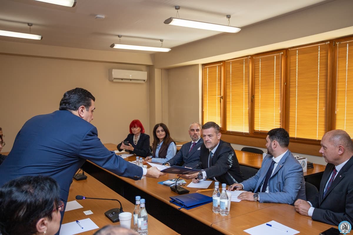 Members of the Czech Senate accepted the official invitation to participate in AMWC-2027